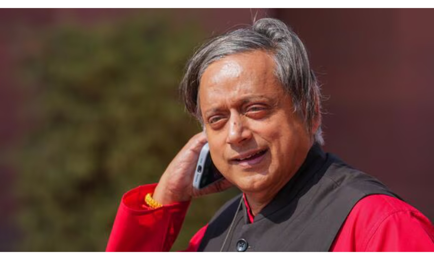 Congress MP Shashi Tharoor's Diverse Investment Portfolio Revealed: Over 217 Crore Invested Abroad, Including Bitcoin ETF